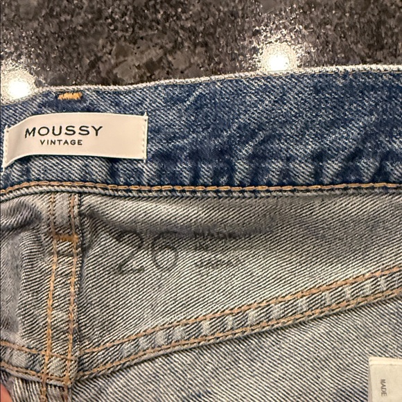 Moussy Vintage shorts. Size 26 - Picture 3 of 7